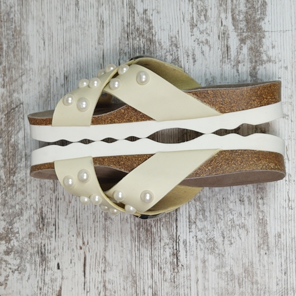 🟧NWOT Ethem Genuins Cream Pearl Slide Sandal - Picture 11 of 16